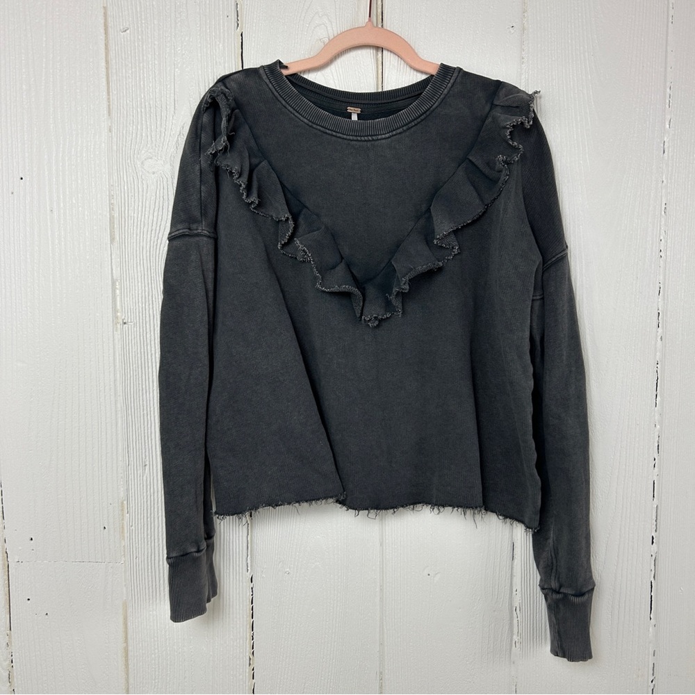 Free People Washed Black Ooh La Ruffle Pullover Sweatshirt Size L